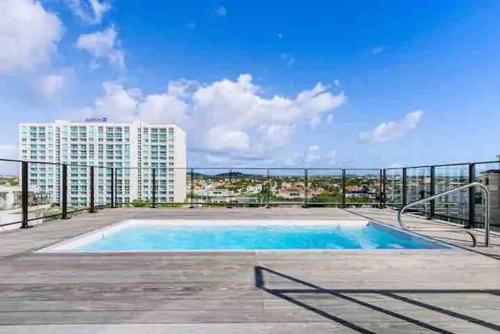 Luxury Ocean Views Condo In Palm Beach Apartment