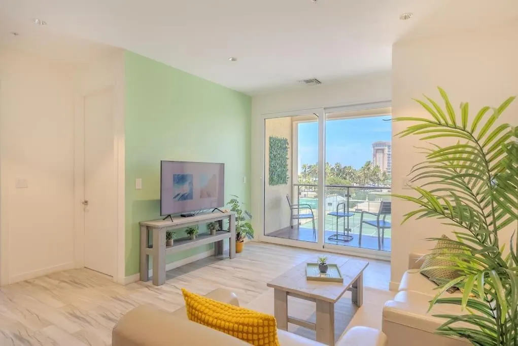 Lägenhet Luxury Ocean Views Condo In Palm Beach Aruba